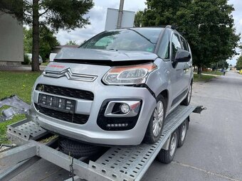 Rozpredam citroen c3 picasso 1,,6 hdi streborny - 6