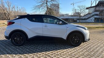 Predám TOYOTA C-HR 2.0 HYBRID - 6