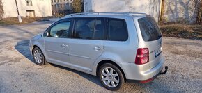 Volkwagen Touran 2,0 tdi - 6