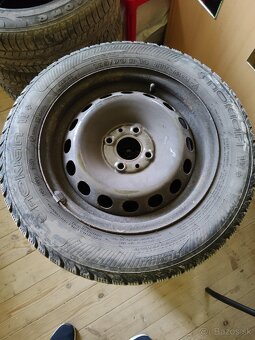 Zimné pneu. NOKIAN 185/60 r14 na diskoch 4x98 fiat - 6