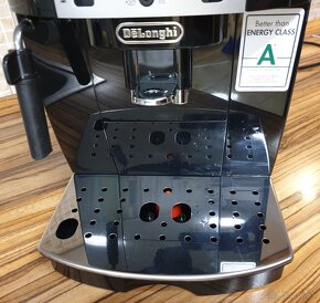 predám kávovar DeLonghi - 6