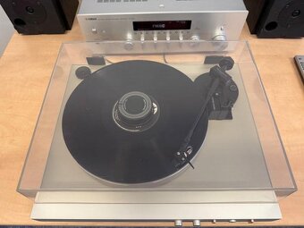 Predam plolo/ aut. gramofon Harman Kardon T40 - 6