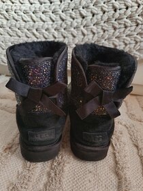 Čižmy UGG Classic Mini Bow Cosmos v.40 - 6