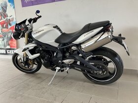 Triumph Street Triple - 6