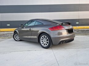 Audi TT 2.0 TDI quattro Coupe - 6