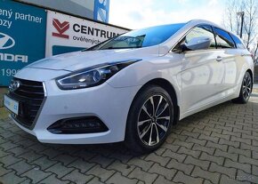 Hyundai i40 1.7-DPH-NAVI-KAMERA - 6