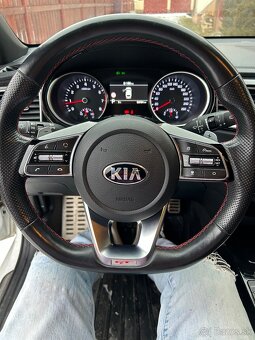 KIA 1.6 T-Gdi GT - 6