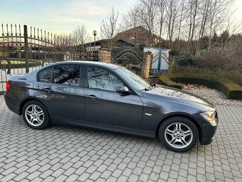 BMW e90 320 benzín , 95kw ,118000km - 6