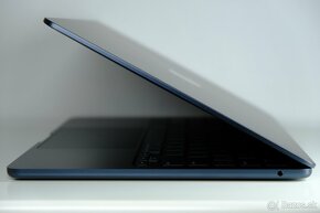MacBook Air (13-inch, M3, 2024) 8/ 512 GB AppleCare+ - 6