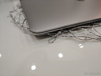 Apple MacBook Air - 6