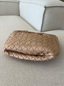 Bottega Veneta Jodie kabelka béžová - 6