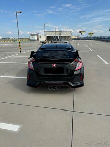 Civic type r FK8 - 6