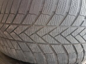 255/45 r 19 zimne - 6