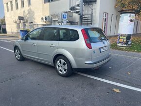 Predám Ford focus 1.6 16V 74 kw R.v.2007 - 6