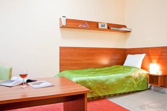 1-izbový apartmán v širšom centre BA, na Mýtnej ul - 6