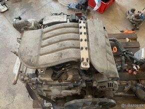 Motor VW Passat B5.5 2.3 VR5 125kw AZX - 6