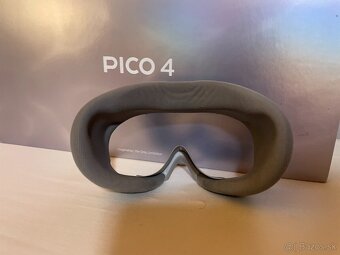 VR headset Pico 4 - 6