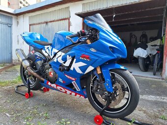 Suzuki Gsxr 1000K8 - 6