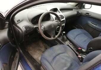 Peugeot 206 - 6