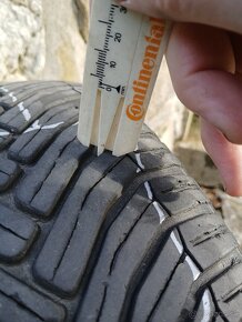 Predám Celoročné pneu. Michelin 185/60 R15 88V - 6