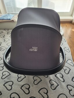 Vajíčko plus Britax nosič Chicco hip seat carrier - 6