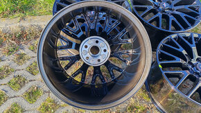 5x114,3 R19 --- FORD MUSTANG - 6