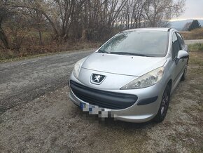 Peugeot 207 - 6