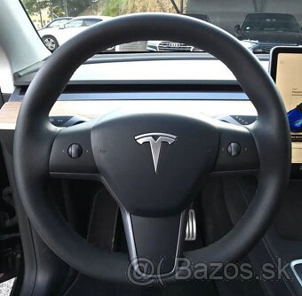 Tesla Y PERFORMANCE - 6