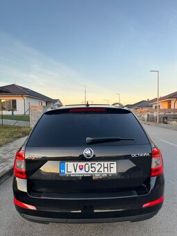 Škoda Octavia III. 2.0TDI Combi Elegance DSG Panoráma - 6