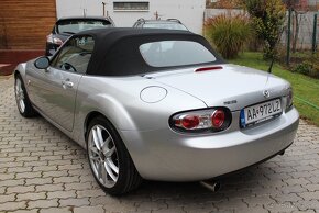 • MAZDA MX-5 1.8i,  93 kW, benzín, 5-st. manuál, r.v. 2006 • - 6