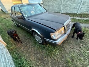 Mercedes w124 260e, youngtimer - 6