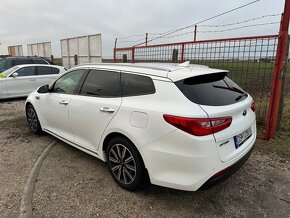 KIA optima Sw - 6