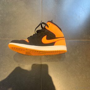 Air Jordan 1 Mid Fat Tongue "Black Orange" - 6