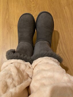 UGG Bailey button II veľkosť 39 25cm - 6