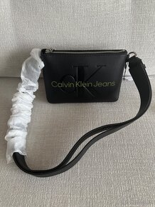 Calvin Klein kabelka - 6