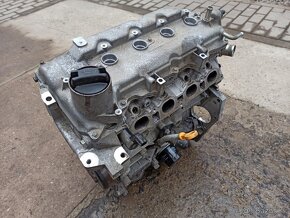 Motor Nissan 1.6i HR16 a další díly - 6