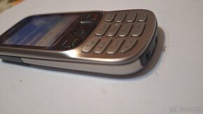 Nokia 6303 Telekom top stav s nabijackou - 6