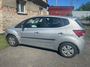 Hyundai ix20 1.6i 91kw, r.2015, klima, 1. majitel - 6