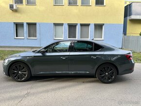 Škoda Superb Sportline 2.0 TSI 4X4 DSG 7/2021 - 6