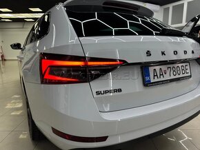 Škoda Superb Combi 2.0 TSI Sportline 4x4 DSG - 6