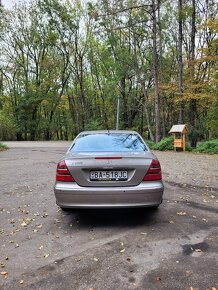 Mercedes E 500 (2004) w211 - 6