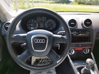 Audi A3 Sportback 1.6 TDI,  DPF Attraction, rok výr.: 2011 - 6