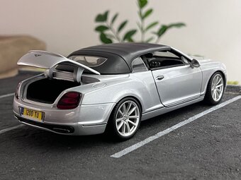 1:18 BENTLEY Continental Supersport Cabrio - Bburago - 6