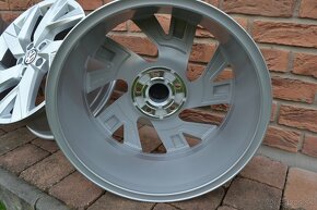 5x112 R18 Hlinikove disky Original VW Tiguan Allspace - 6