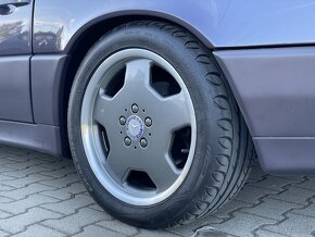 Mercedes-Benz R129 300 SL – Ikona štýlu a inžinierstva z prv - 6