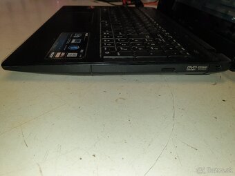 Asus  s  AMD - 6