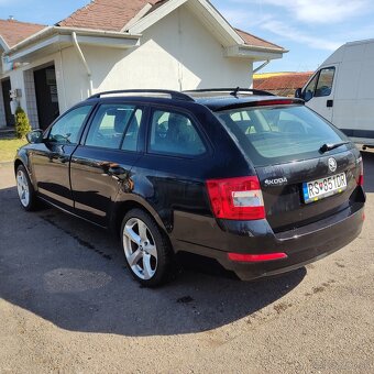 Škoda Octavia III Combi 2.0 CR DSG - 6