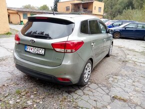 Kia Carens 1,7 CRDI - 6