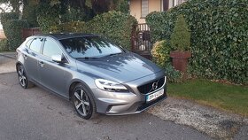 Predám Volvo V40 D3 automat R - Desing - 6