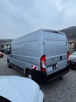 Peugeot Boxer 2.0 BLUEHDI 120kw Ťažné,klíma,Bluetooth Audio - 6